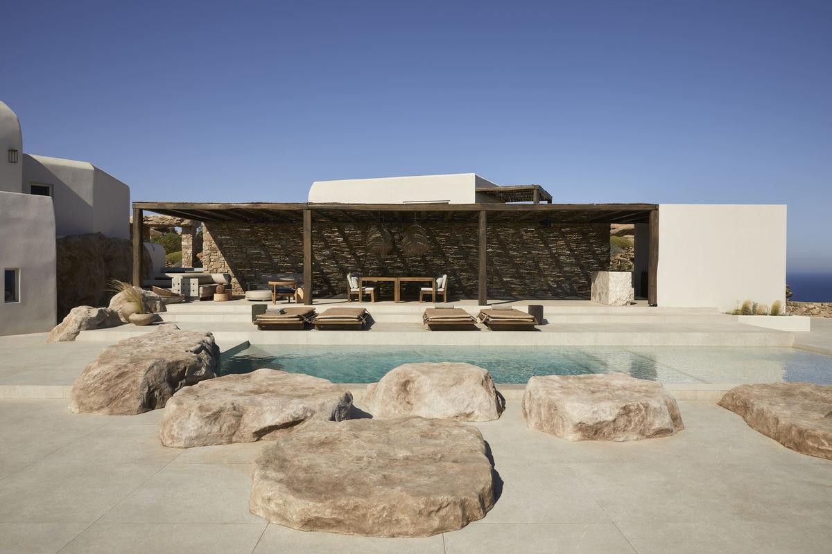 Sanctum Blanc Estate Villa for Rent in Mykonos - Outside area