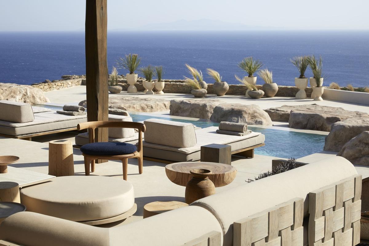 Sanctum Blanc Estate Villa for Rent in Mykonos - Swimming Pool