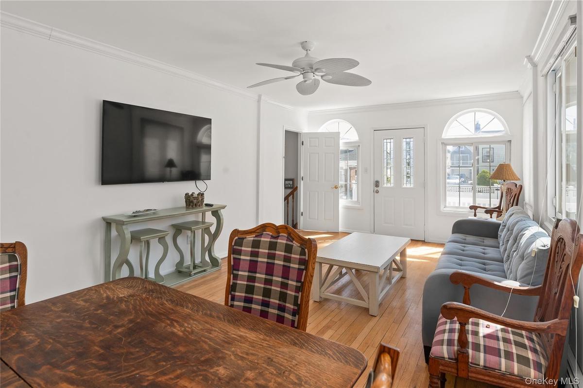 1st Floor Living Room