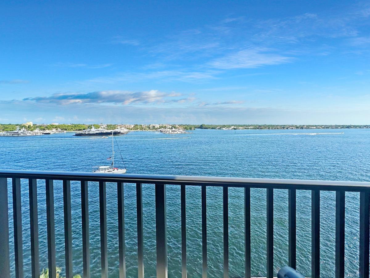 The Intracoastal as your daily backdrop, quiet, endless, unforgettable.