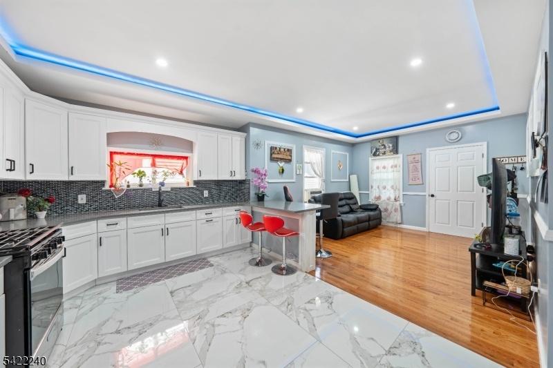 Kitchen/Livingroom