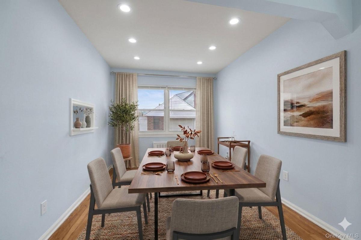 Virtually Staged Dinning Room