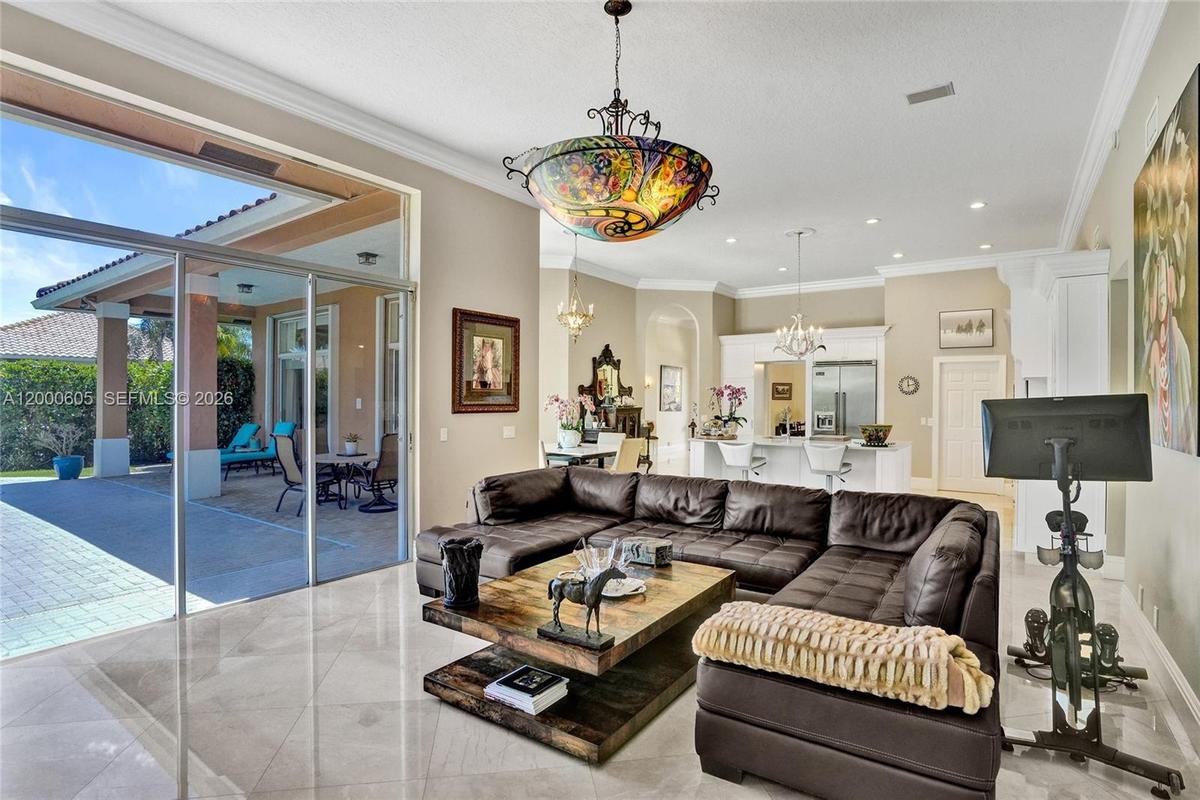 LOVE THE OUTDOOR SPACE!.....