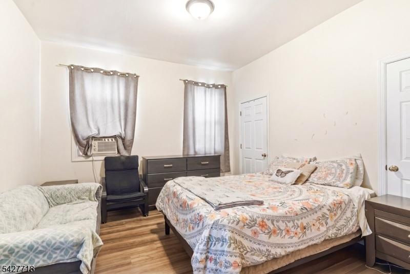 Apt 1 bedroom