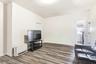 Apt 1