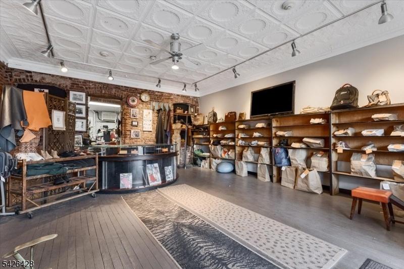 Shop