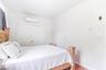 Apt 1