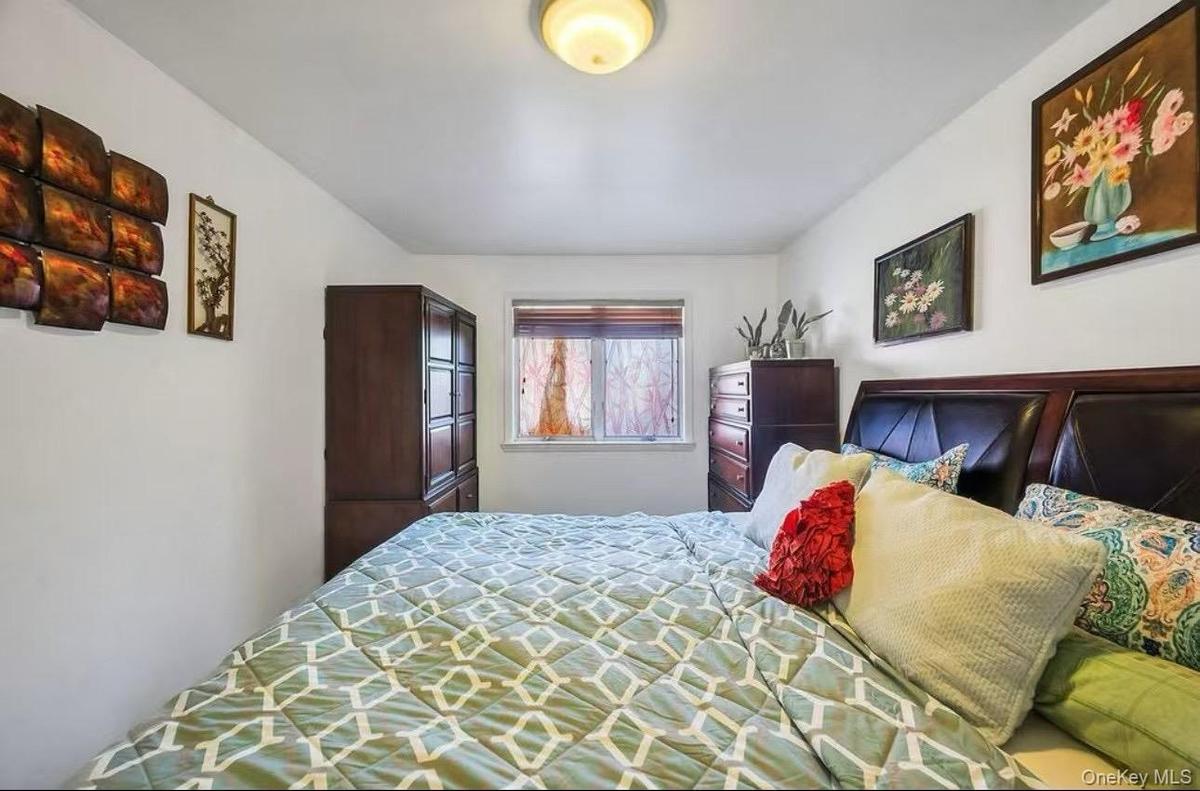 View of bedroom