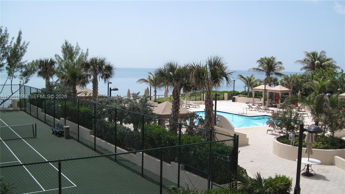 Direct Ocean Front!    "Tennis Heaven!"