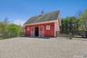 Barn