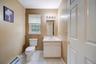Main floor 1/2 bath