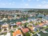 Easy access to the bay