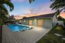 Private Pool and spa