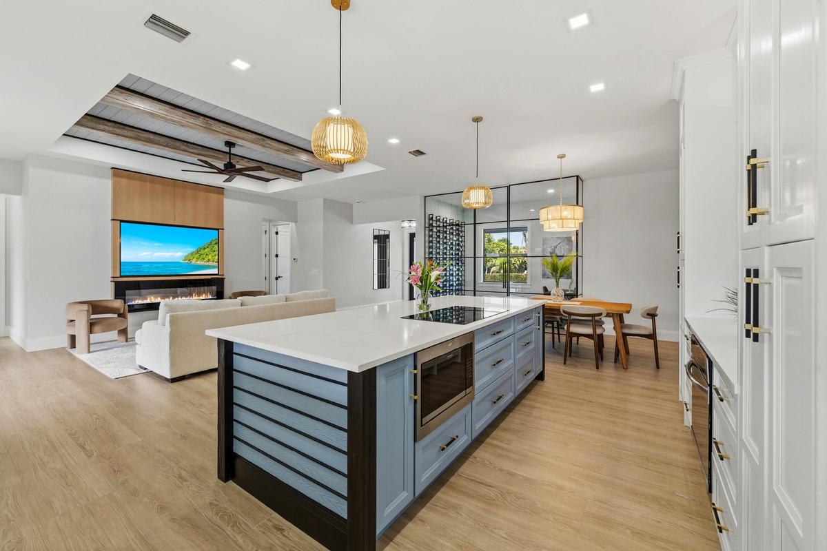 Massive Kitchen