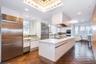 Eat-In Kitchen