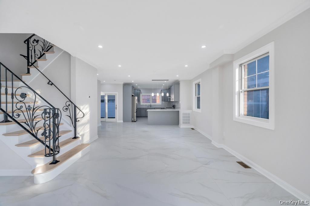 Open Floor Plan Living Room/Dining Room/Eat-In Kitchen