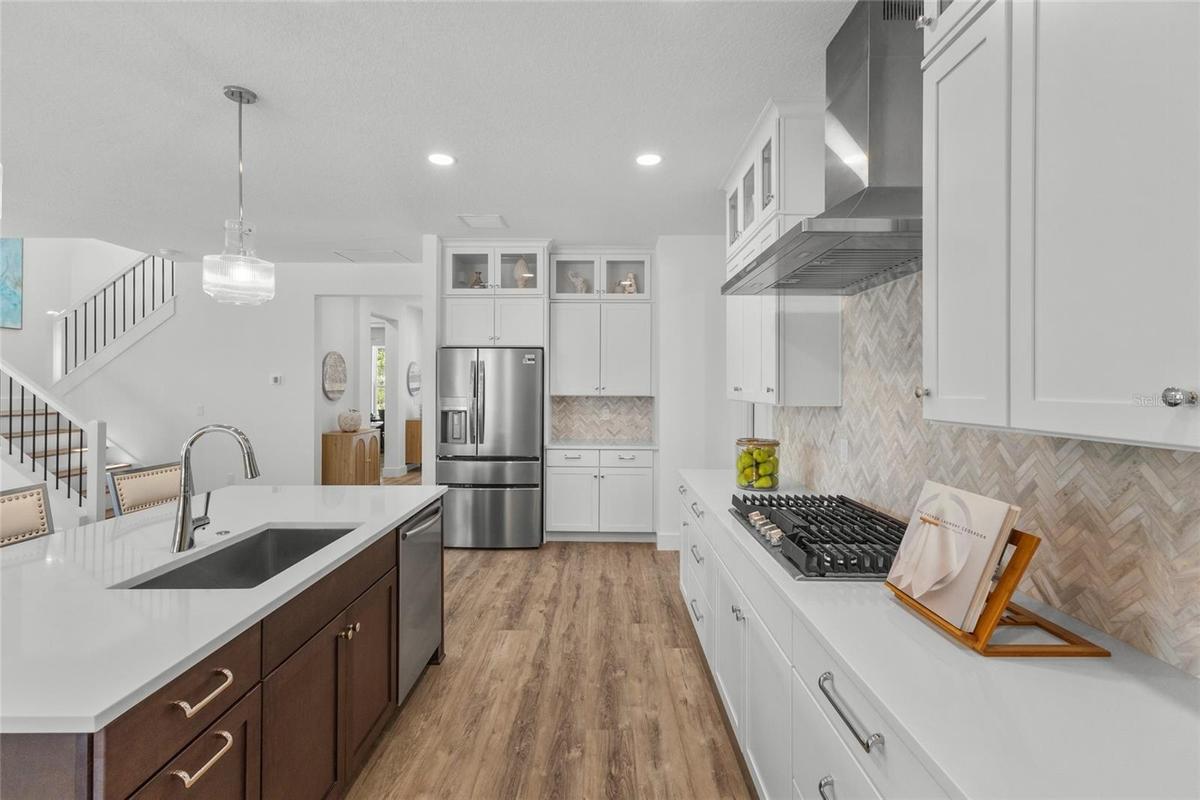 Plenty of Cabinet space