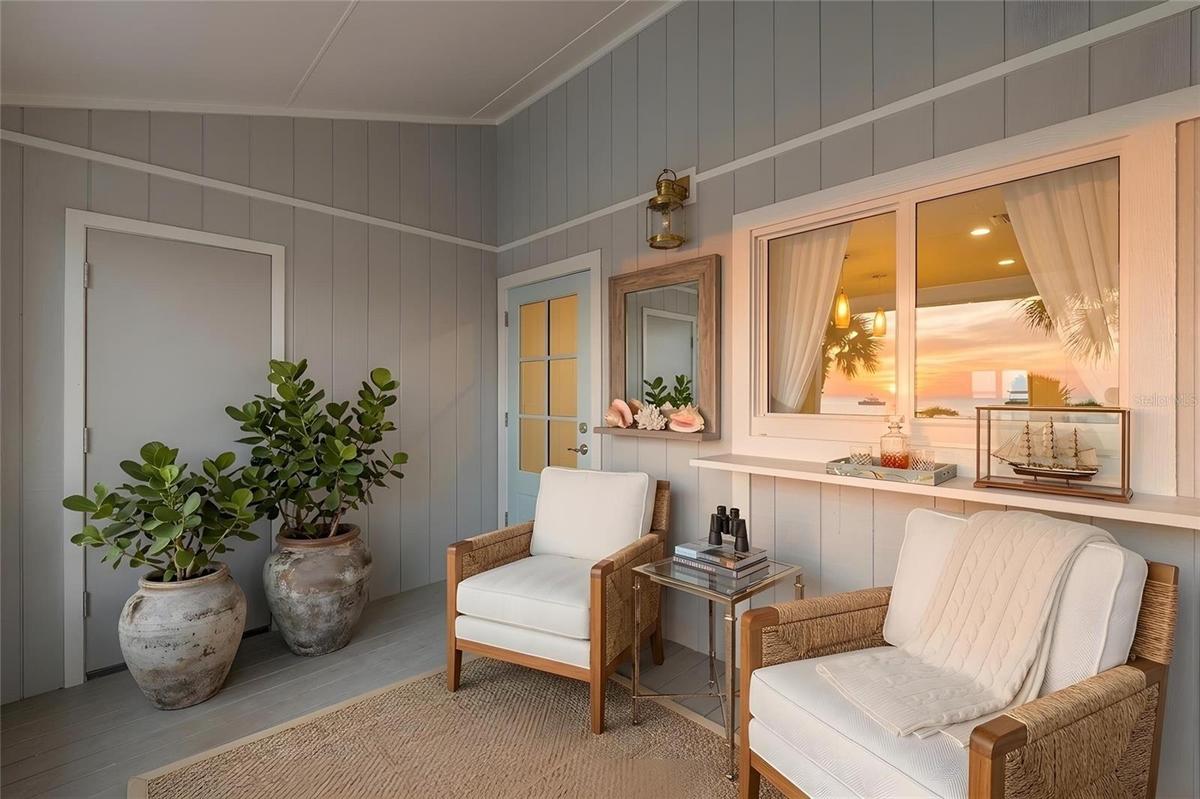 Front Lanai and Entry