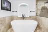 Primary en-suite