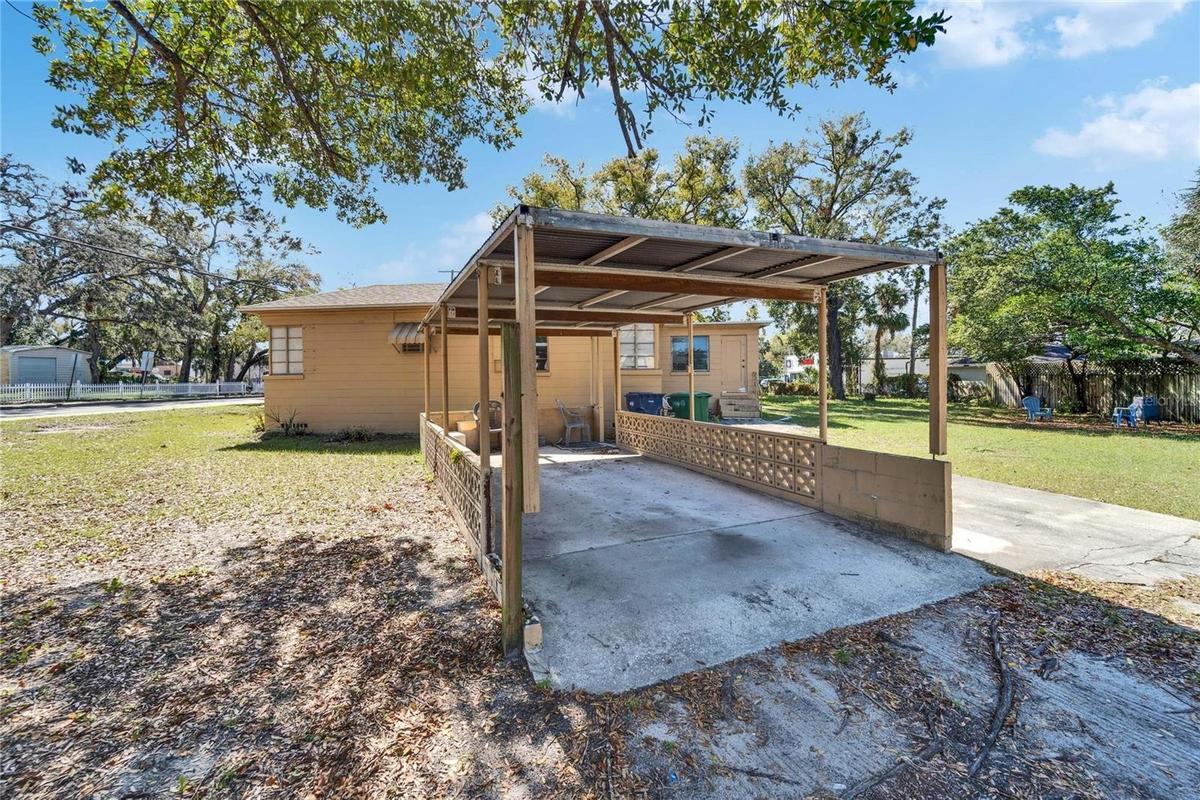 Carport
