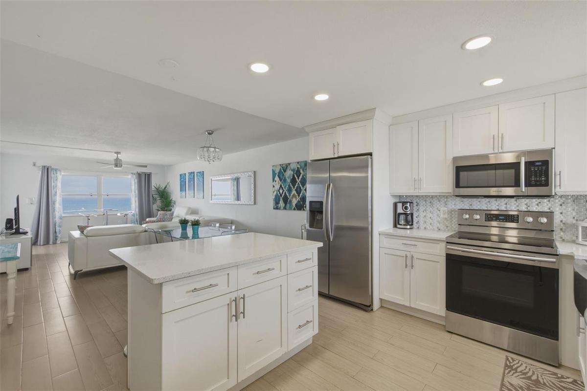 Kitchen/Living Rm Combo