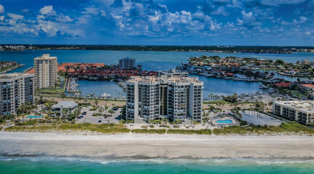 1660 Gulf Blvd - Dan's Island Condos on the Gulf of Mexico!