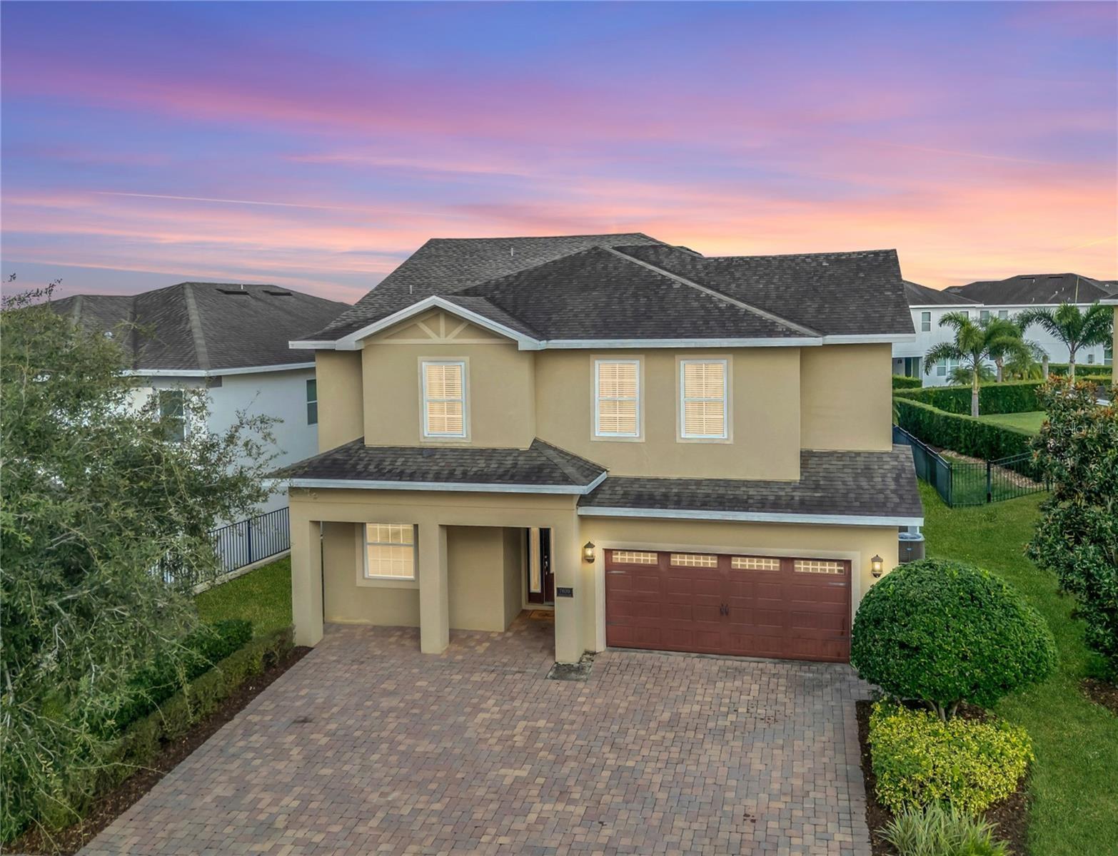 Welcome to your 11 bedroom Oasis - Minutes from Disney!