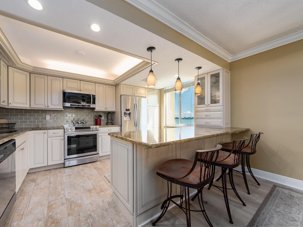 UPDATED KITCHEN, WITH A VIEW!