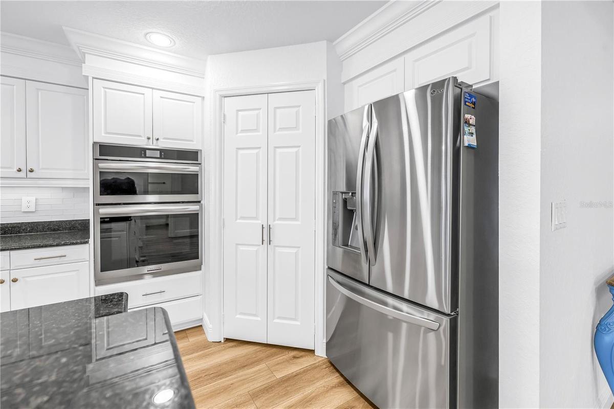 Walk In Pantry