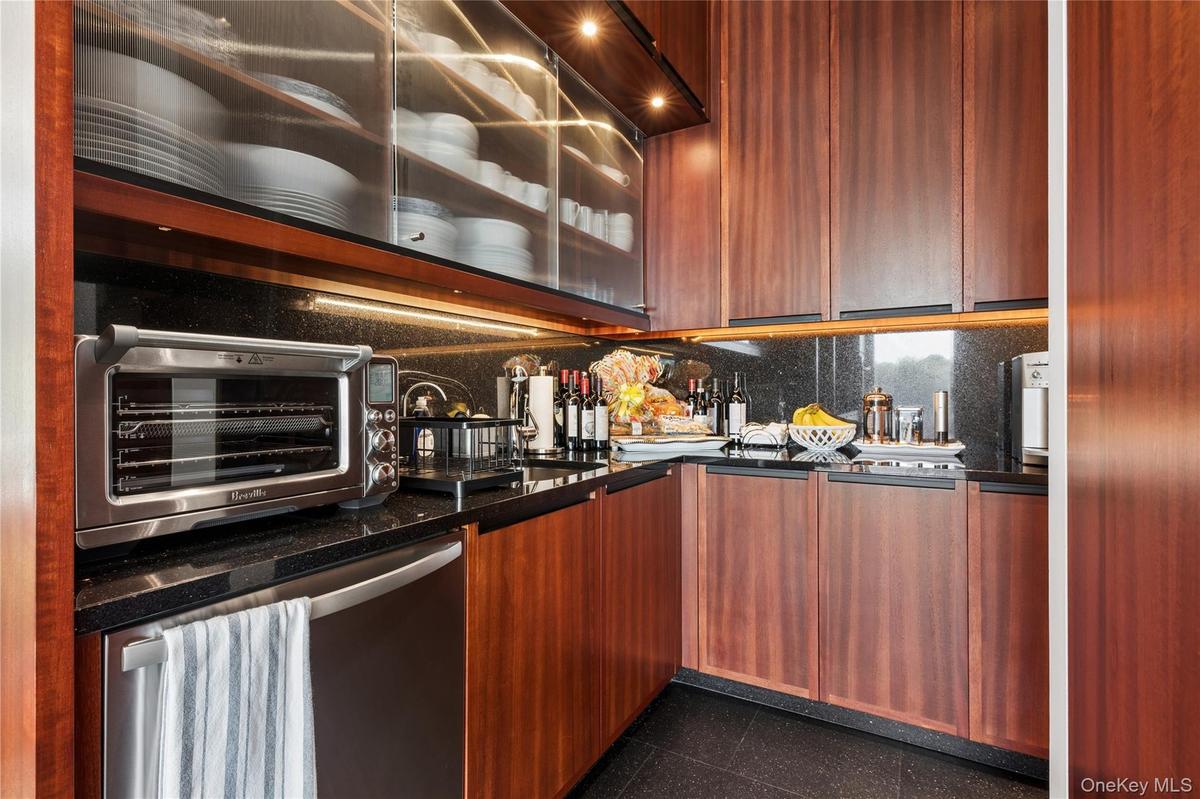 Butler's Pantry