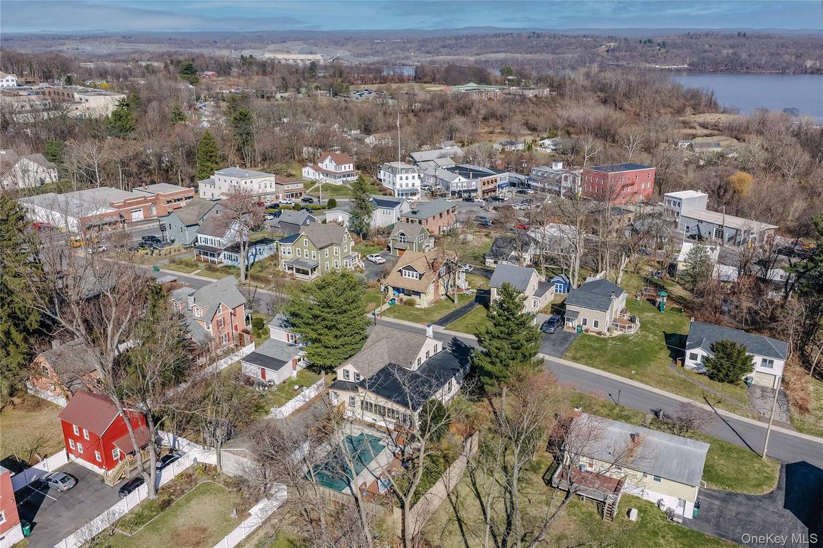 Nestled in the scenic Hudson Valley, you’ll enjoy the perfect blend of small-town charm, convenience, and opportunity.