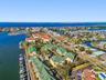 Beautiful Canal Location