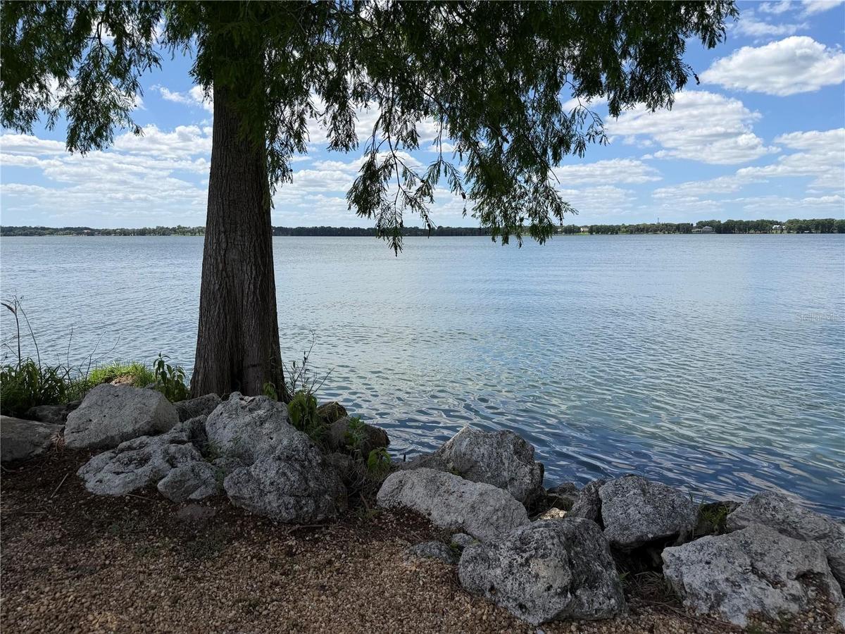 scenic walk next to clubhouse