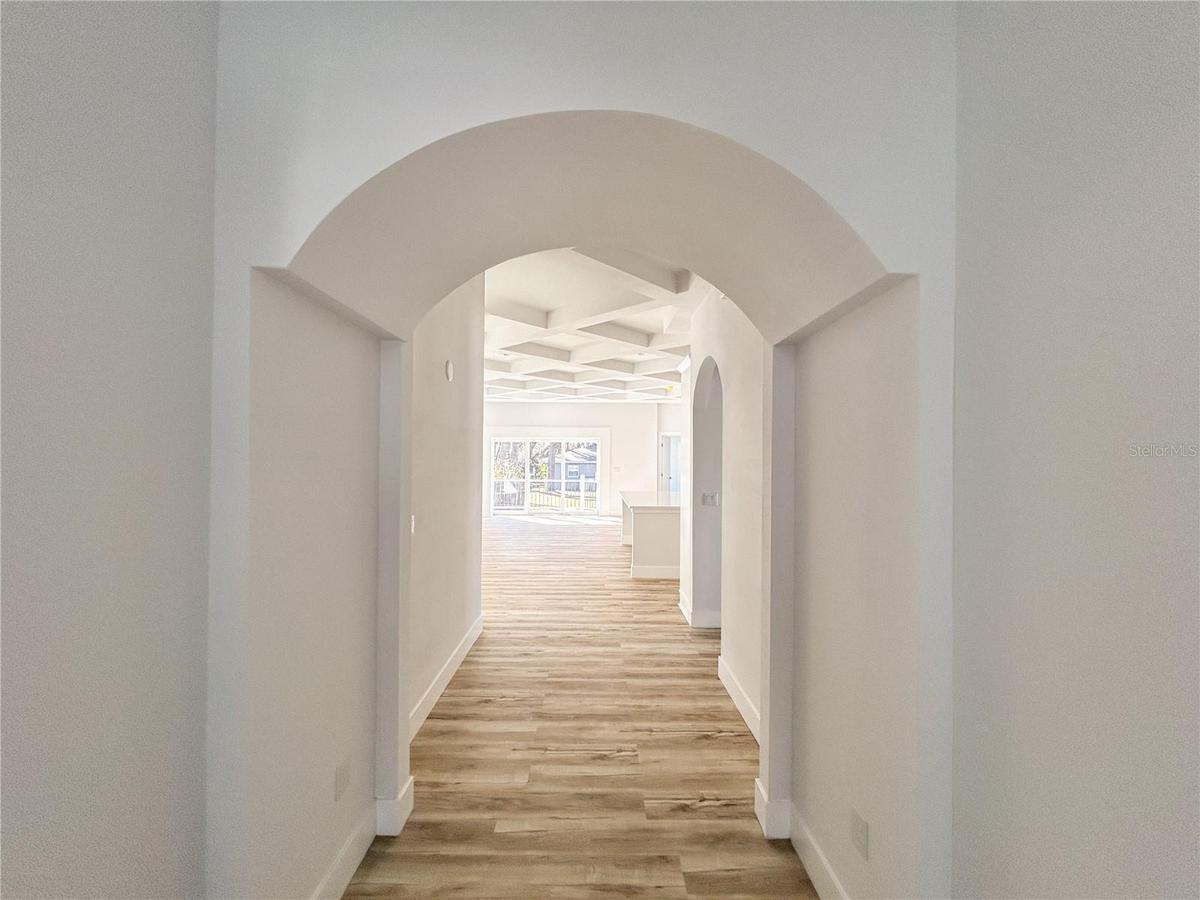 Spacious Beautiful Entry