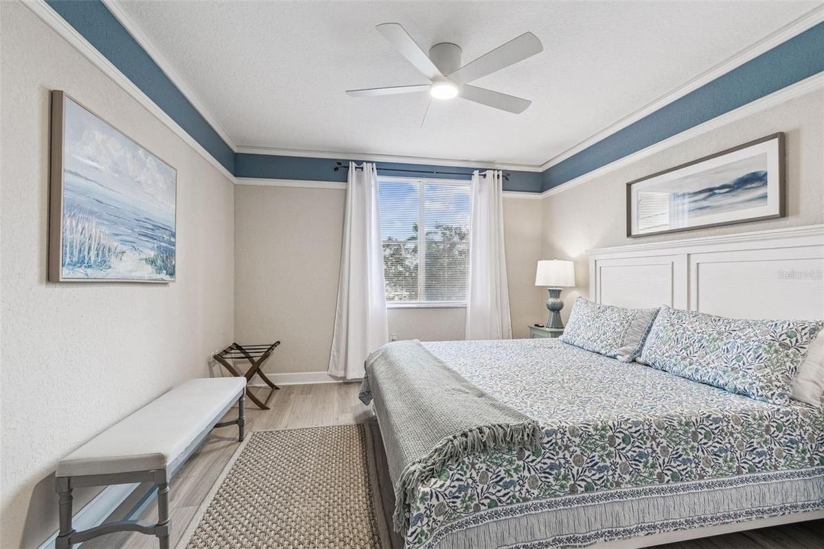 Guest bedroom
