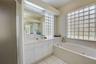 Primary bathroom/tub/shower