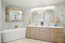 Primary bathroom/tub/shower