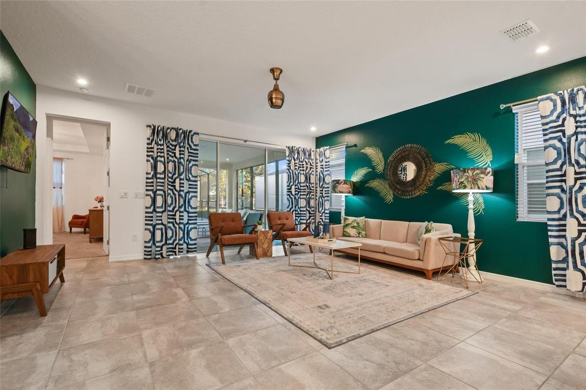 8931 AMELIA DOWNS