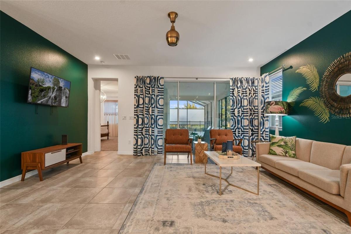 8931 AMELIA DOWNS