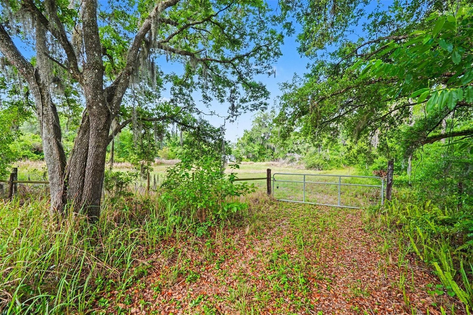 4103 STANLEY GATED ENTRANCE