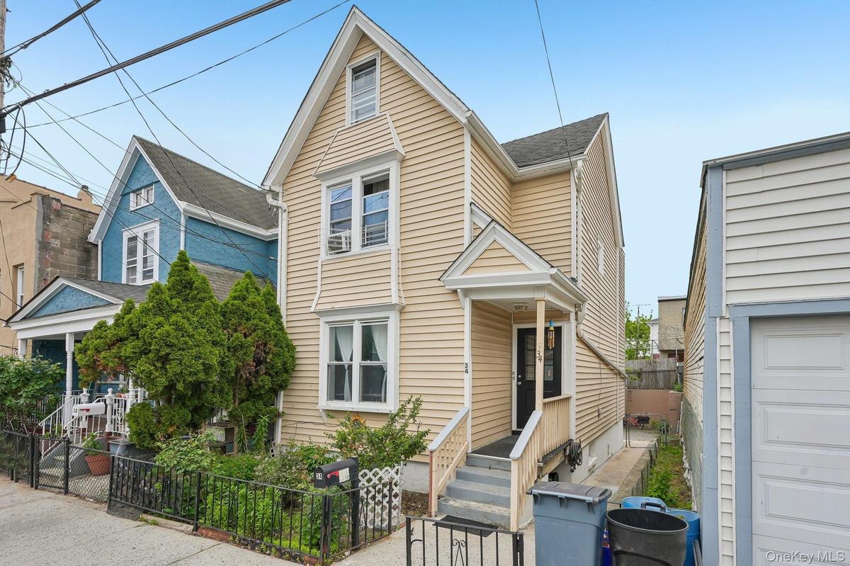 34 Cedar is a quaint 1900 old style Colonial, a few blocks to everything you need.