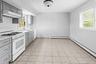 2nd floor apt - eat-in kitchen