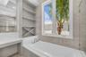 soaking tub