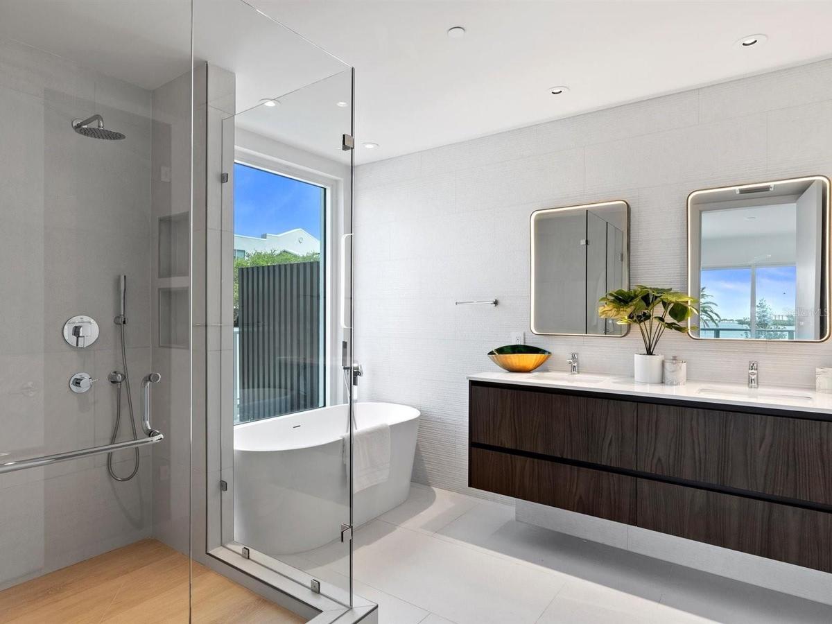 Master Bath
