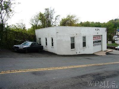 Left side of body shop