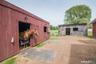 Barn