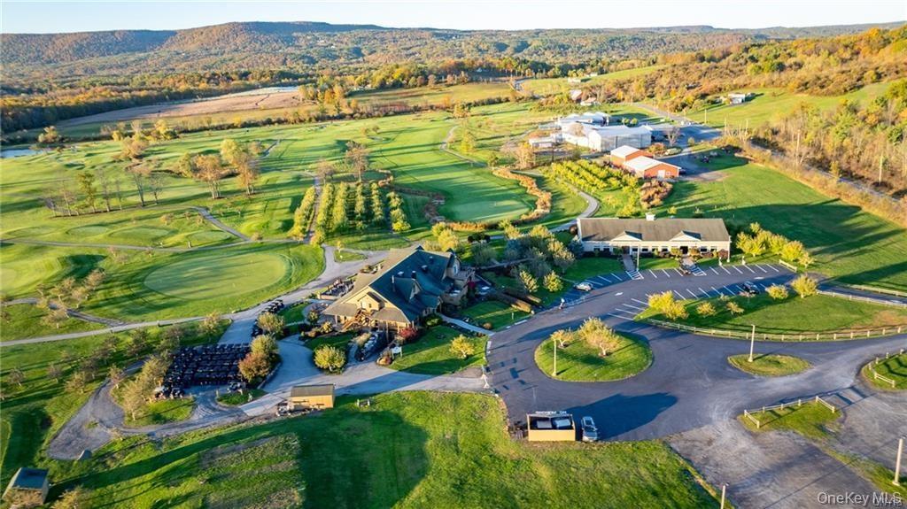 Welcome to Altamont Orchards & Orchard Creek Golf Course
