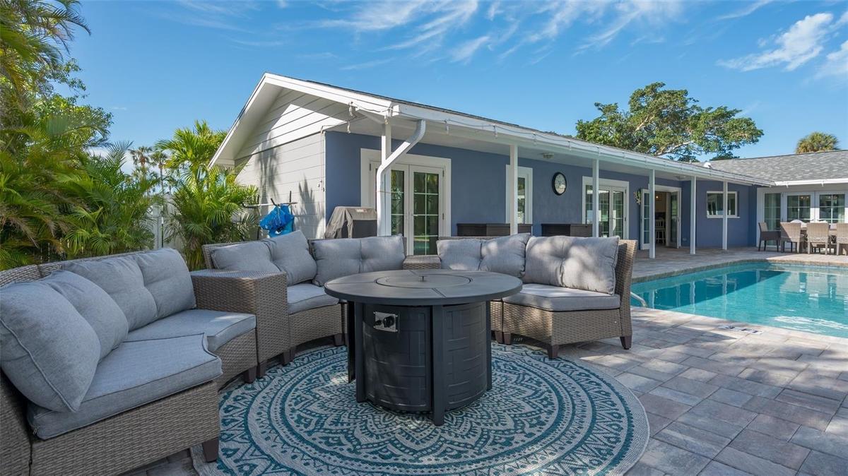 Fire pit
