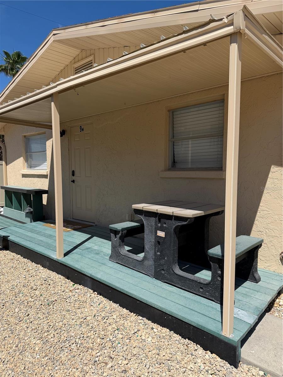 Front porch 9W Access