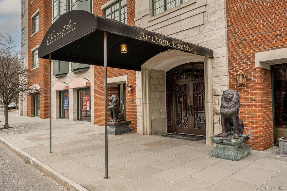 Welcolme to Christie Place! A luxurious 55+ condo complex located in the heart of Scarsdale.